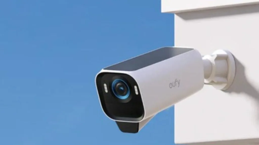 How Can a Security Camera System Prevent Package Thefts?